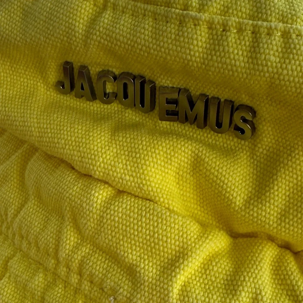 Jacquemus Sunny Yellow Cotton Bucket Hat - Picture 11 of 11